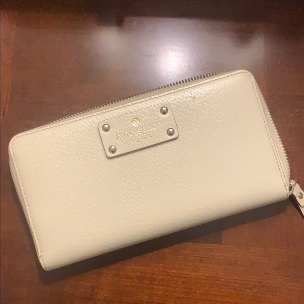 COPY - Cream Kate spade wallet